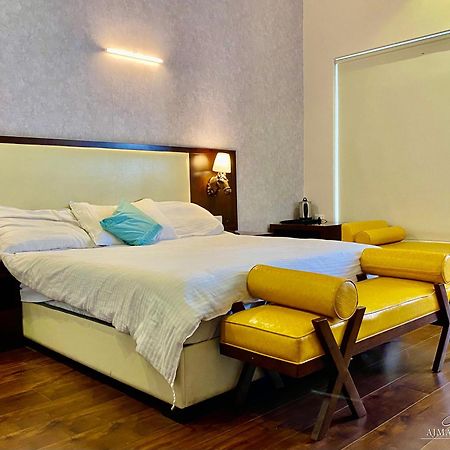 Hotel Mountain Trails Ooty Exterior foto